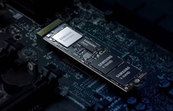 选机械还是选固态？新手入门主机硬盘选购指南