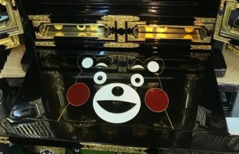 真正的老二次元 连骨灰盒都要做成周边