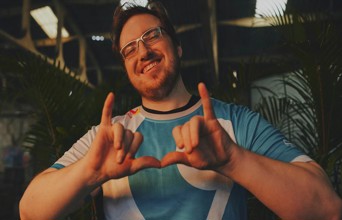 【瓦竞快报】Cloud9确认明星选手yay正式离队