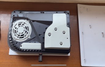 PS5空间不够用？手把手教你做固态硬盘扩容