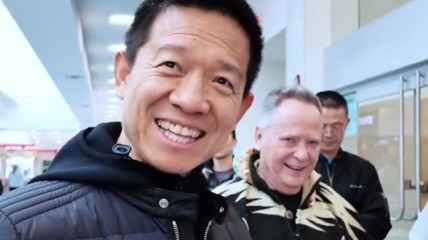 贾跃亭包场支持《哪吒2》：带着FF的同事们来看