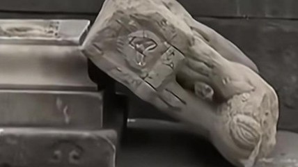 法源寺600年石狮被游客推倒摔断？警方：正在侦办