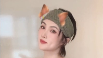 华为公主姚安娜过520：不谈恋爱 在阿维塔车间打工