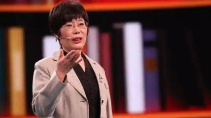 2025世界杰出女科学家王小云院士 坐着月子破了美国顶级密码